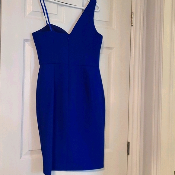 BCBG One Shoulder Mini - Picture 6 of 6